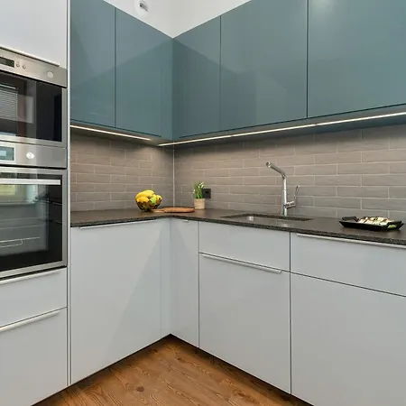 Apartment Unique In The Centre Of Close To The Old Town By Renters *