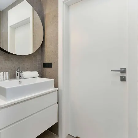 Unique In The Centre Of Close To The Old Town By Renters *