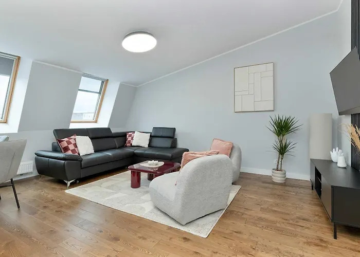 아파트 Unique In The Centre Of Close To The Old Town By Renters