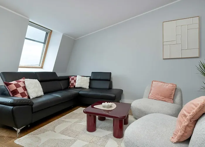 아파트 Unique In The Centre Of Close To The Old Town By Renters