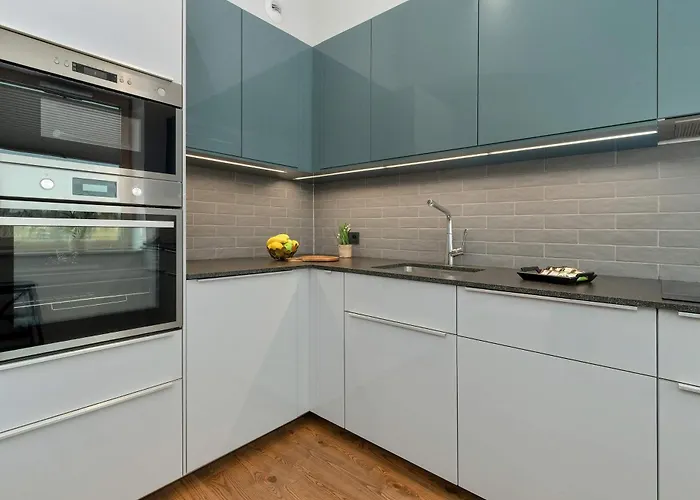 아파트 Unique In The Centre Of Close To The Old Town By Renters *